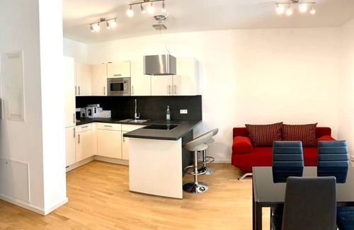 Mitte Apartment | ENJOY new flat in MITTE for couples and familiesn