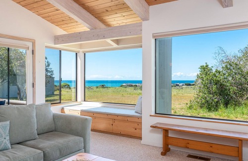 Sea Ranch House | Enjoy Ocean Views at Sea Ranch Delight!