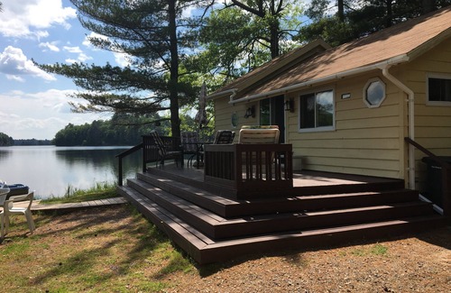 Lake Tomahawk Cottage | Enjoy Panoramic Lakeside Views From Your Private Peninsula!