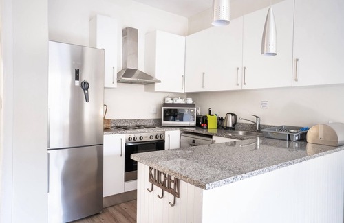 Stellenbosch Apartment | Enjoy privacy in your own small garden apartment in the heart of Stellenbosch