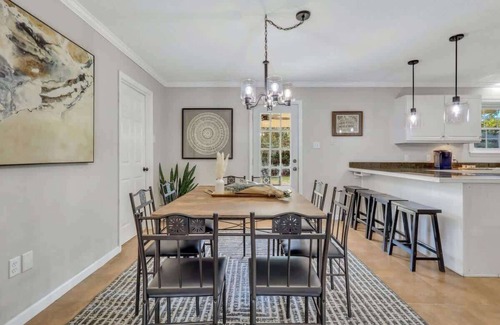 Pooler House | Enjoy Savannah 4BR w/King Bed