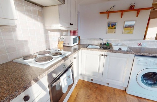 Hayle Cottage | Enjoy slow mornings watching the waves, and leisurely evenings watching the sunset over St. Ives
