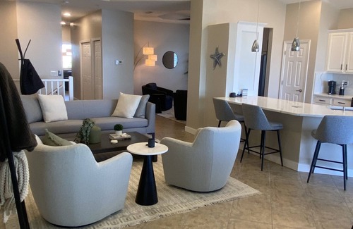 Gulf Cove House | Enjoy the ultimate escape in the Riverwood Golf Community on the Myakka River.
