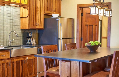 Ridgedale Condo | Enjoy the views of Table Rock Lake in this 2BD resort condo