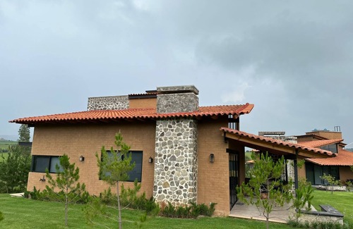 Tapalpa Cabin | ENJOY THIS BEAUTIFUL CABIN, CLOSE TO THE NOGAL LAKE IN TAPALPA!