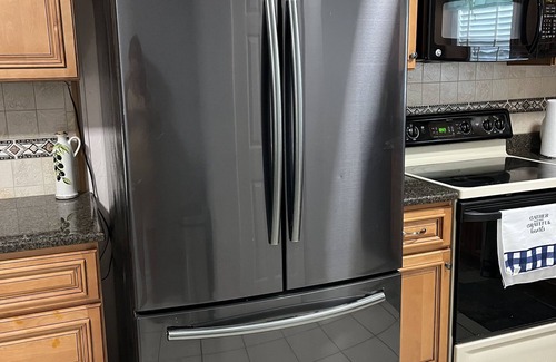 Oldsmar House | Enjoy vacation with the whole family at this peaceful renovated place to stay!