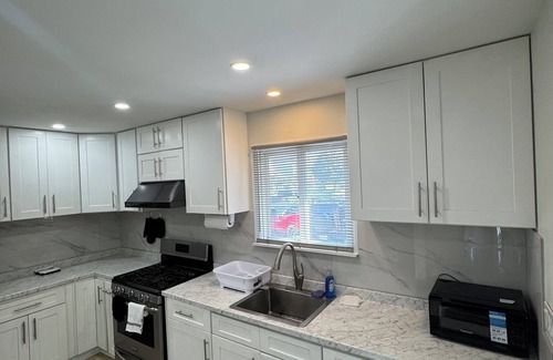 Lackawanna Apartment | Enjoyable apartment with AC in charming Lackawanna