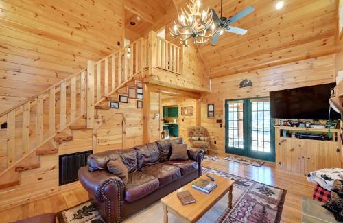 Ennice House | Ennice Cabin with Waterfall Near Blue Ridge Pkwy!