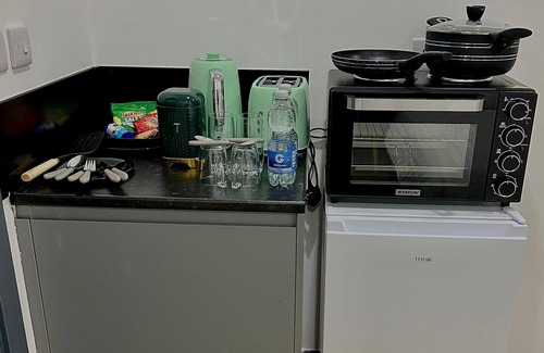 Tooting Apartment | Ensuit Studio In the heart of Tooting Broadway 1 mint Tube Station