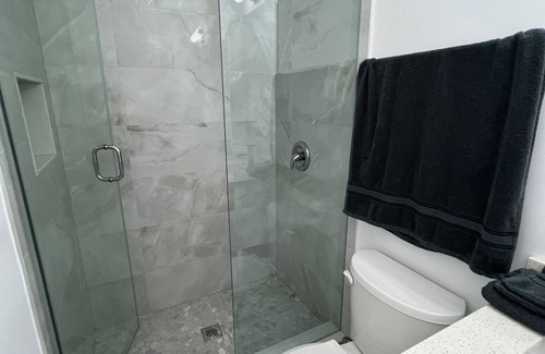Agincourt House | Ensuite master bedroom near Agincourt Go