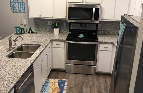 Panama City Beach House | ENTER THE FLIP FLOP ZONE RIGHT ON THE BEACH!