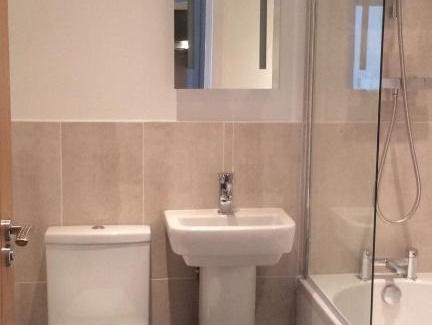Portsmouth City Centre Apartment | Enterprise House next to Portsmouth & Southsea Train Station