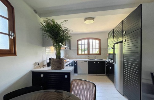 Lattes Villa | Entièrement Rénové Villa D'architecte