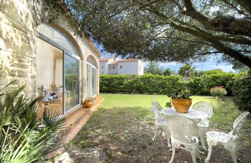 Lattes Villa | Entièrement Rénové Villa D'architecte