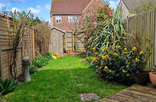 Stoke Gifford House | Entire 1 bed house in Stoke Gifford near Bristol Parkway station, UWE, MOD