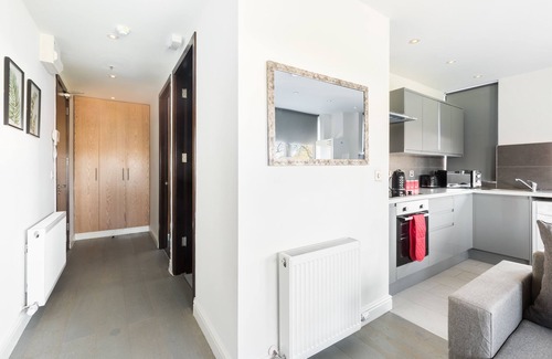 Perry Barr Apartment | ENTIRE 1 BEDROOM APARTMENT IN PERRY BARR FREE PARKING (commonwealth games 2022)