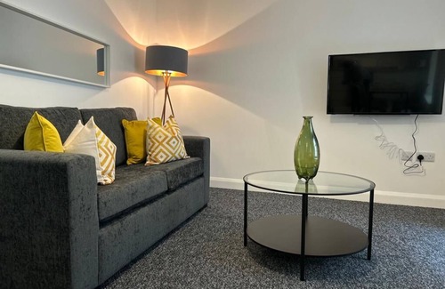 Kirkcaldy Apartment | Entire 2 Bedroom Modern Apartment 26 Chapel