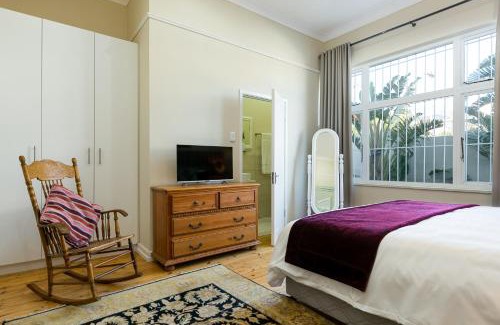 Three Anchor Bay Villa | Entire 5 Bedroom 5 Bathroom Sea Point Villa with Secure Parking