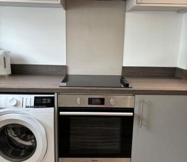 New Forest District House | Entire Home close to Peppa Pig World & New Forest