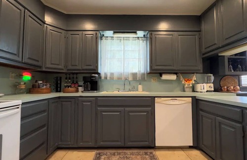 Stillwater House | Entire home in Stillwater, Oklahoma - Walking distance to downtown!