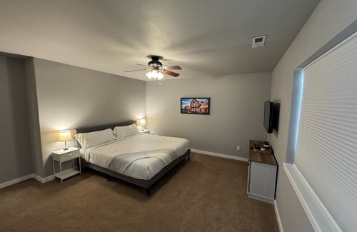 Yakima House | Entire home in West Valley in a quiet neighborhood!