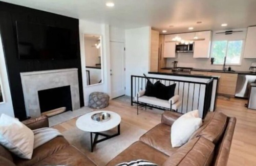 Bountiful House | Entire Home near SLC. Family Friendly & King Suite