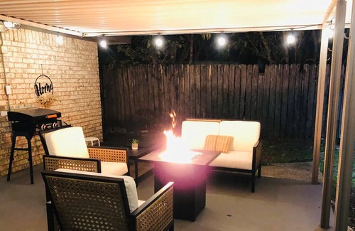 Lawton House | ~Entire Home~Newly Reno 3Bd 2Ba w/Garage~Ping Pong
