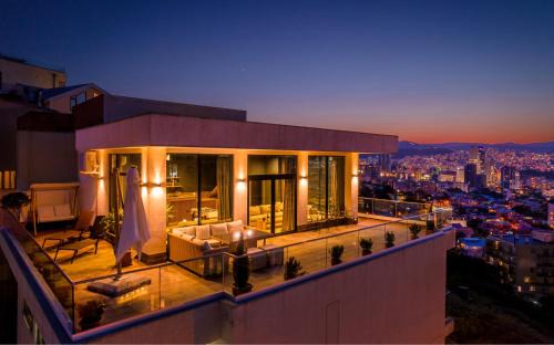 Vake Villa | Entire House - Cityscape Retreat: The View