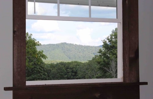 Lewisburg House | Entire House Lewisburg ,West Virginia