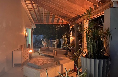 Bonita Springs House | Entire house located a walk or bike ride from bonita and barefoot beach!