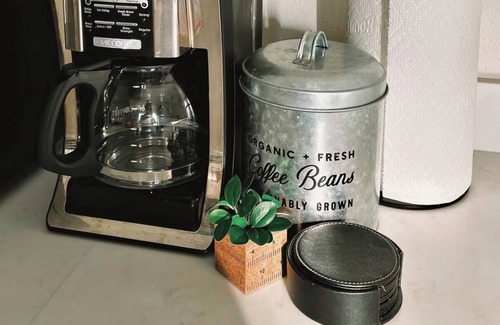 Bryn Mawr-Skyway House | Entire house with 3 bd & 1 bath, 15 mins to Airport& 15 mins to Downtown Seattle