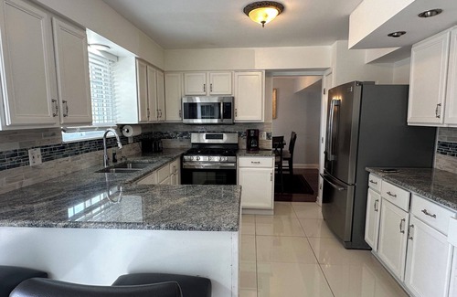 Round Lake Beach House | Entire Lake Villa Home!