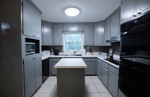 Sugar Hill House | Entire Ranch Home special rate - sleeps 6