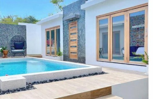 Willemstad House | Entire Resort with Pool, open Air Shower & Bath