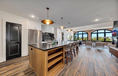 Atlanta Apartment | Entire Top Floor Penthouse Loft, sleeps 20