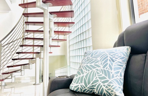 Lakemba House | Entire Top Level of House 7 beds, 3 bathrooms 4x Large rooms