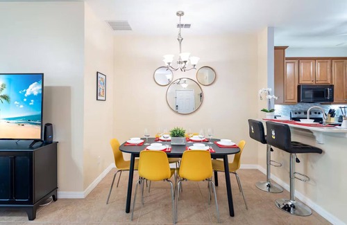 West Kissimmee Condo | Entire vacation home in Kissimmee, Florida, United States