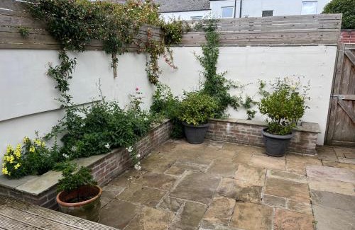 Plymouth House | Entire Victorian House 3 bedrooms