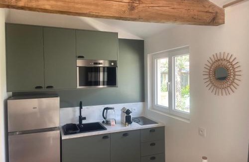Mimizan Apartment | Entre bourg et plage, climatisé, grande terrasse, WIFI, parking gratuit, linge et ménage compris