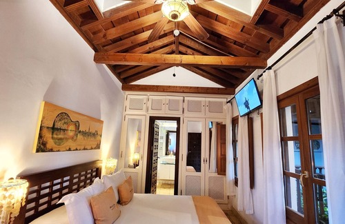 Toledo City Center Hotel | Entre Dos Aguas Hotel Boutique