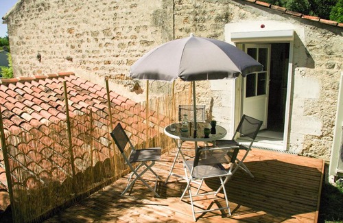 Saint-Savinien Apartment | ENTRE PIERRE ET BOIS