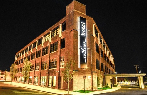 Everett Hotel | enVision Hotel Boston-Everett