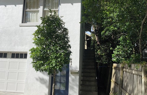 Lake Eola Heights Apartment | Eola’s Garage Charming 1-bedroom Suite w WiFi, in vibrant DTO