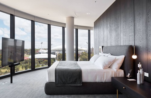 Adelaide Central Business District Hotel | Eos by SkyCity