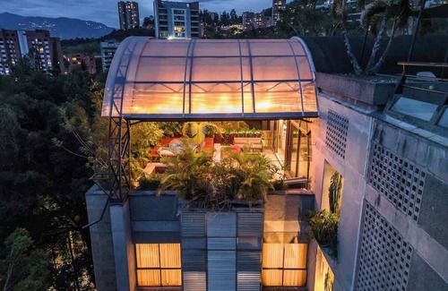 Las Lomas I Apartment | |EP| Grandeur Penthouse w/Terrace & Jacuzzi
