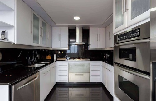El Tesoro Apartment | |EP| Spacious 3-BR in El Poblado | Family Friendly