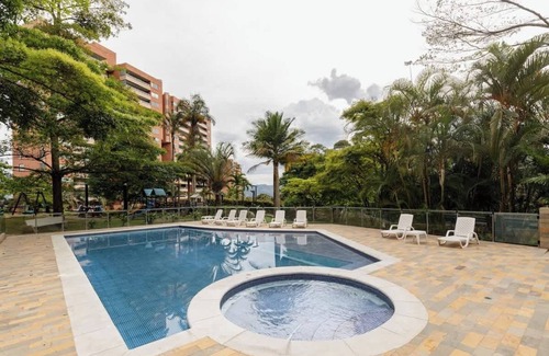 El Tesoro Apartment | |EP| Spacious 3-BR in El Poblado | Family Friendly