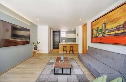 Las Lomas I Apartment | |EP| Spectacular Provenza Apt W/Balcony, AC