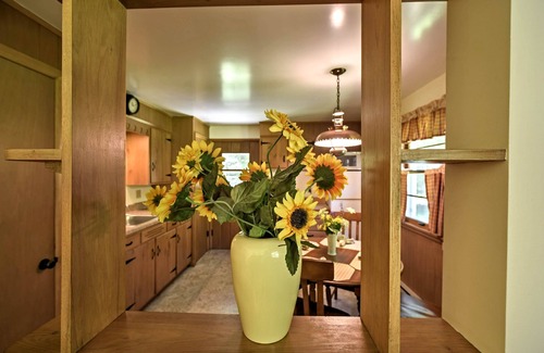 Fish Creek Cottage | Ephraim Vacation Rental - 3 Mi to Fish Creek Beach