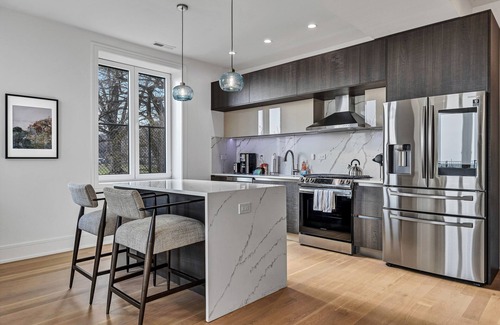 Chicago Apartment | Epic Lake Views Await You - You Will WANT to Wake up Early for the Sunrise by AllSet Turnover
